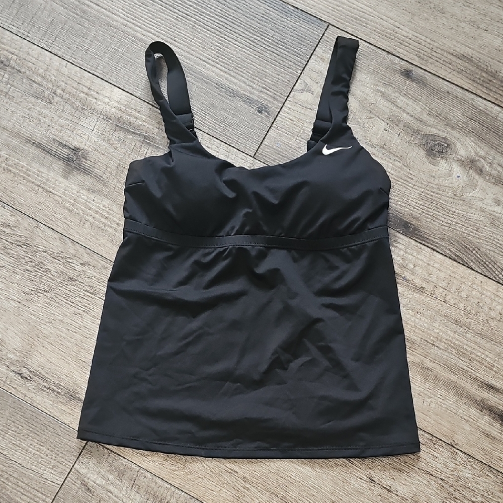 NWT Womens NIKE Swimsiut Top Size S